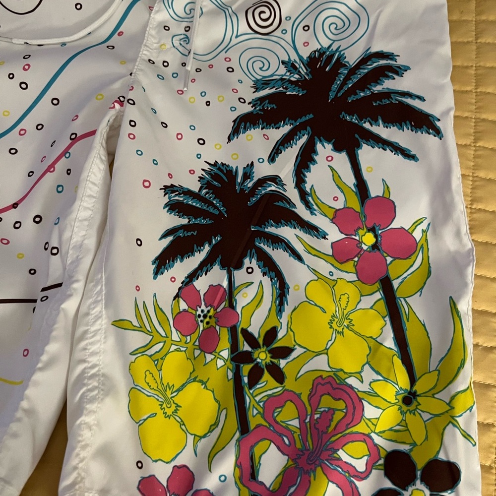 O'Neill Tropical Print Board Shorts-Ladies 7- Like new pre-owned “Vintage - Picture 2 of 7